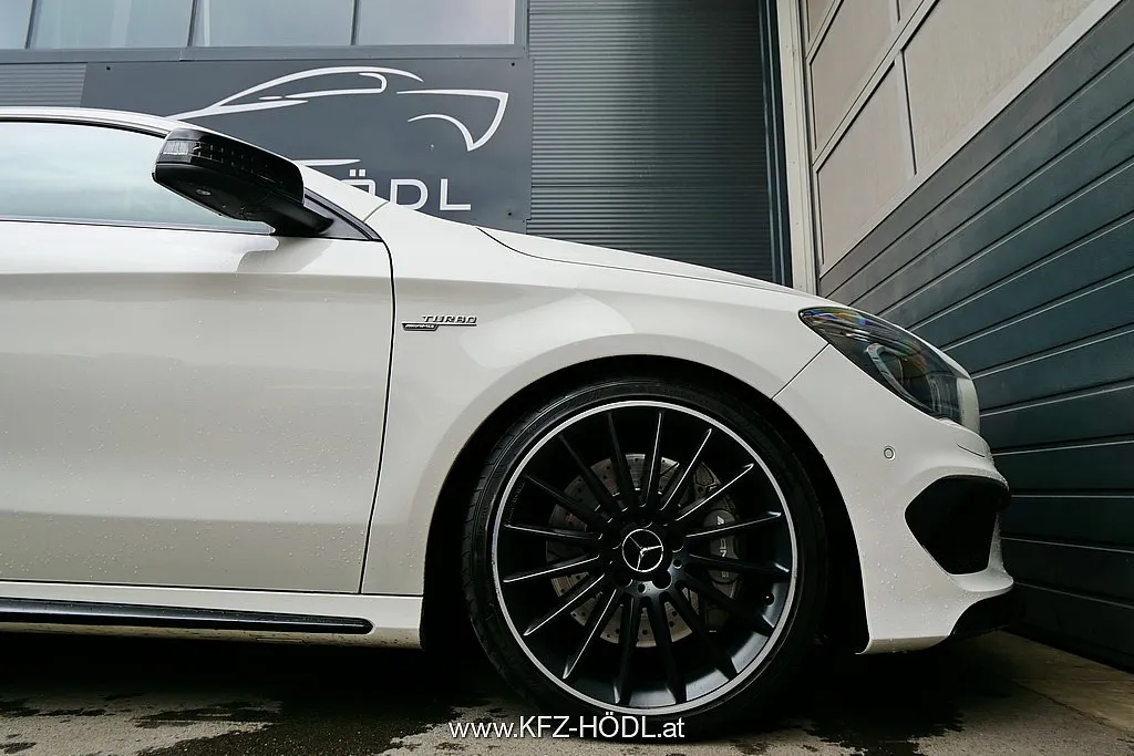 Mercedes-Benz CLA 45 AMG 4MATIC Aut. Image 7