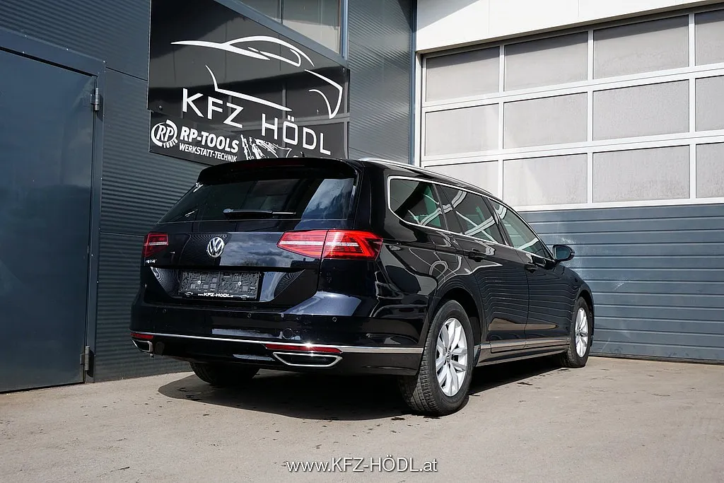 Volkswagen Passat Variant Highline 2,0 TDI SCR DSG Image 2