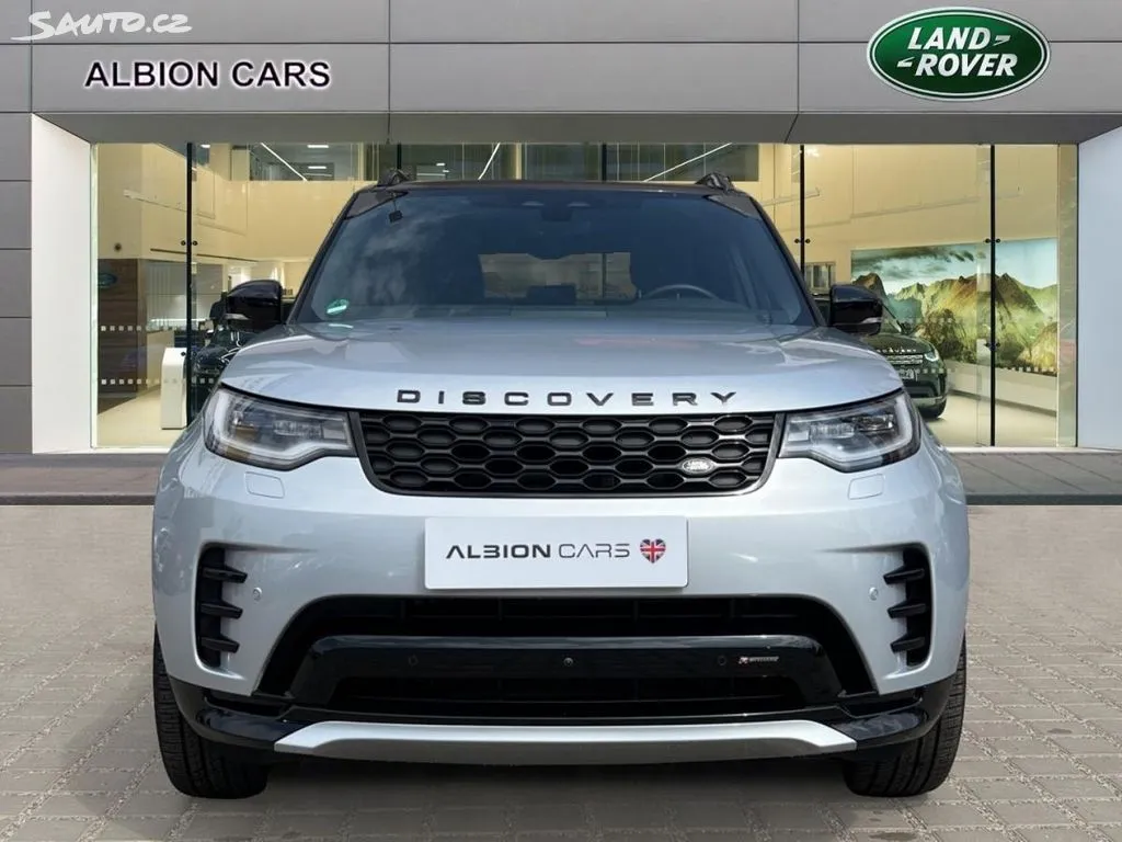 Land Rover Discovery D300 R-DYNAMIC SE AUT 1.maj. Image 2