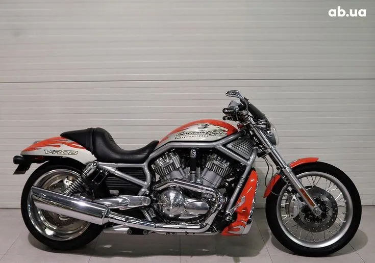 Harley-Davidson V-Rod Image 1